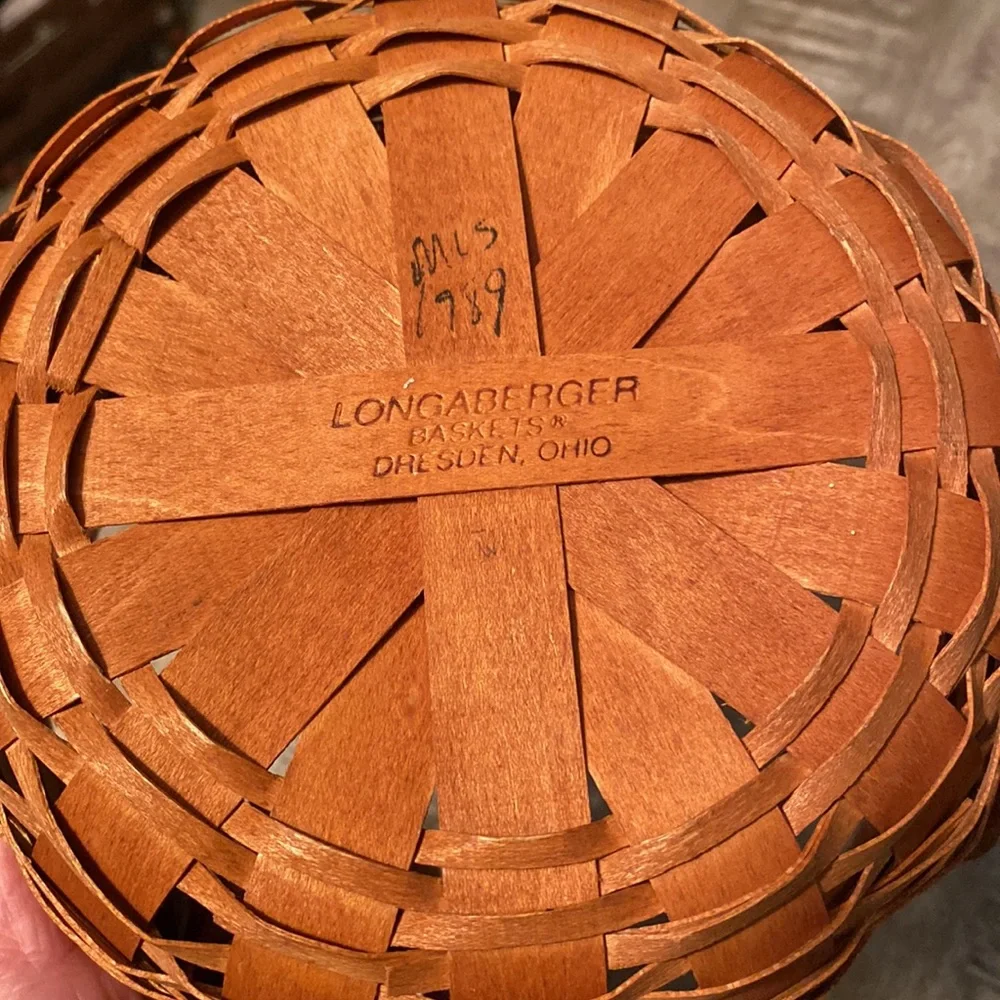 Longaberger basket, 1989